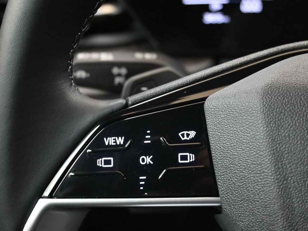 Used 2025 Audi Q5 2.0T Premium Plus w/ Premium Plus image 25