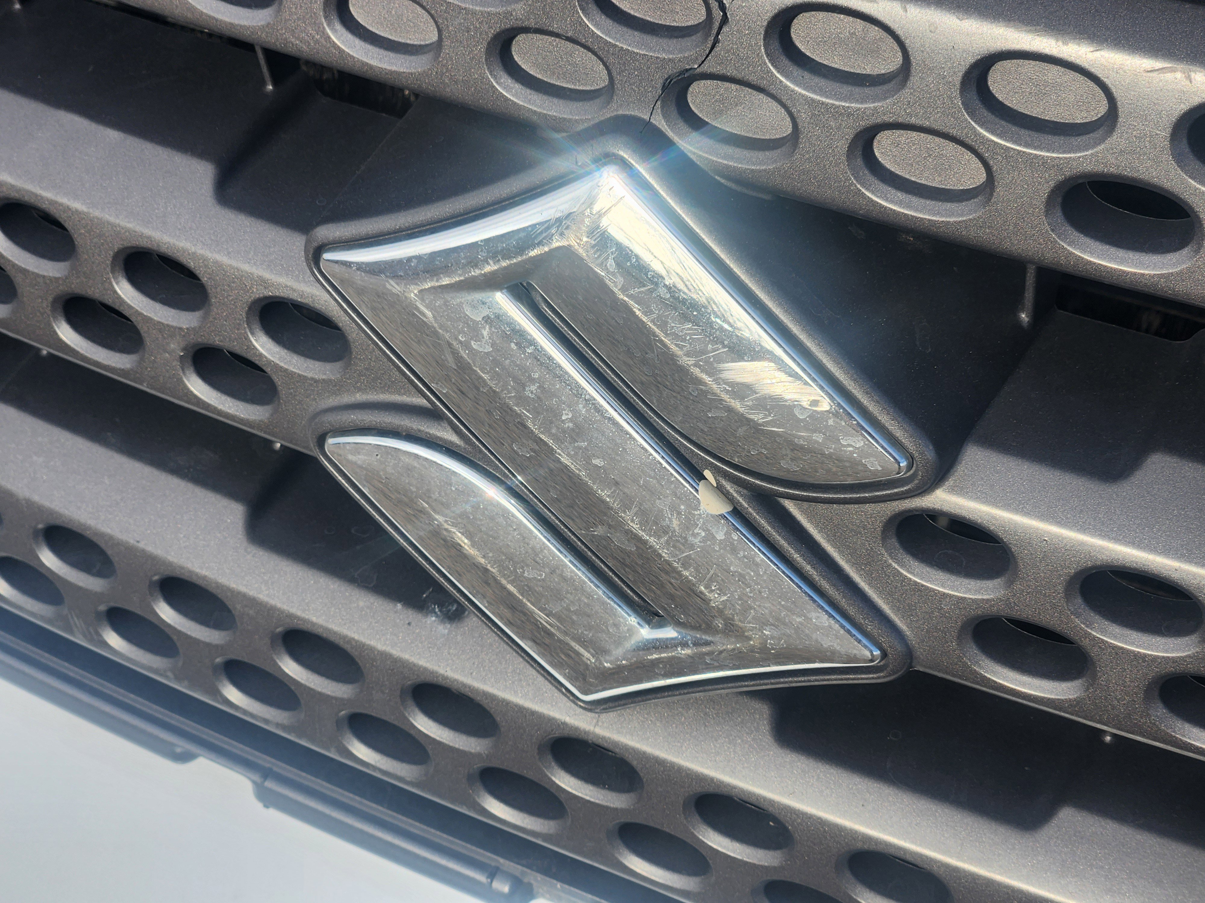 Used 2012 Suzuki Equator Sport image 8