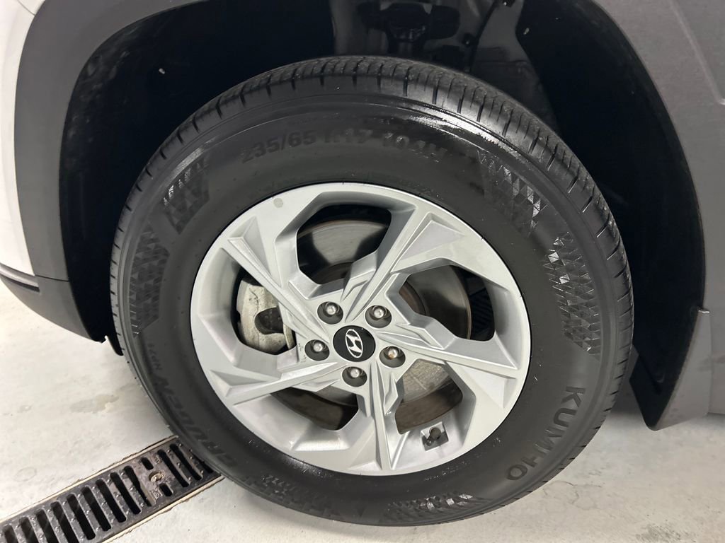 Used 2023 Hyundai Tucson SEL w/ Cargo Package image 9