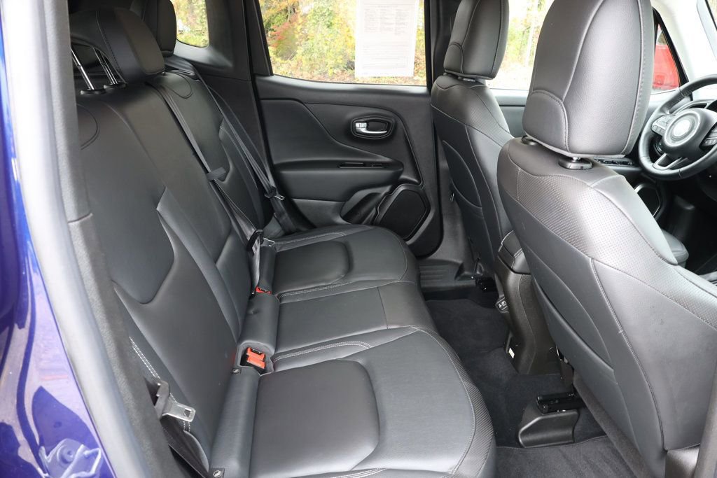 Used 2021 Jeep Renegade Limited w/ Luxury Group II image 23