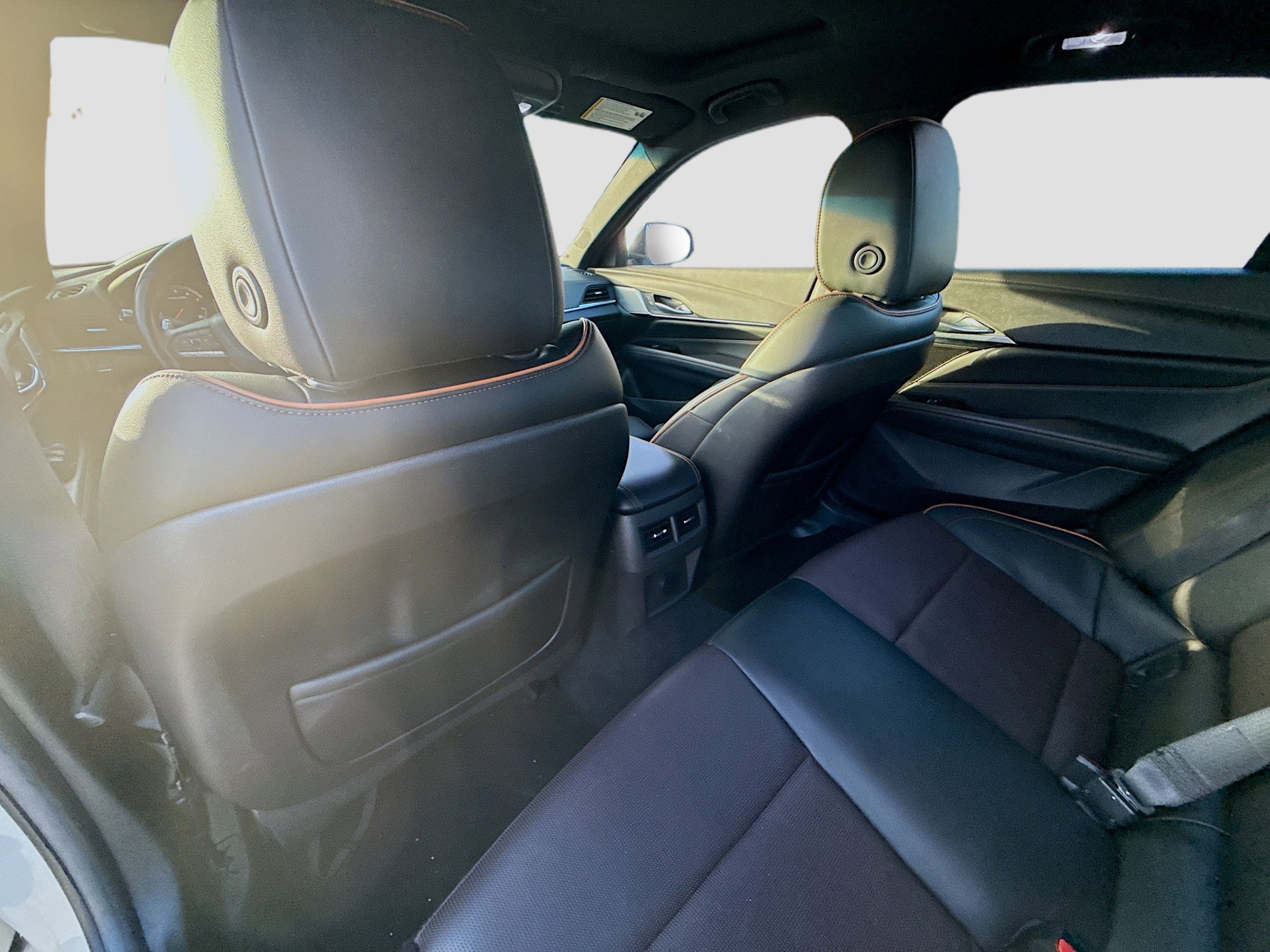 Used 2022 Cadillac CT4 V w/ LPO, ONYX Package image 23