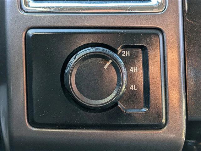 Used 2015 Ford F150 XLT image 14