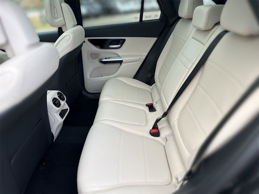 Certified 2026 Mercedes-Benz GLC 300 4MATIC image 22