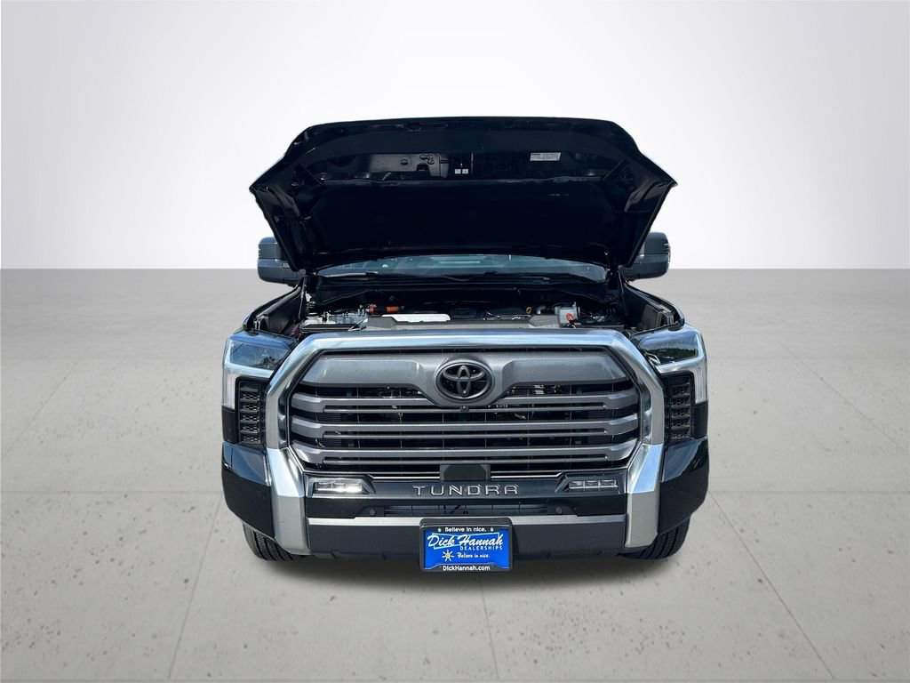 Used 2025 Toyota Tundra Limited AWD/4WD image 4