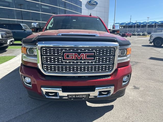 Used 2019 GMC Sierra 2500 Denali w/ Duramax Plus Package image 3