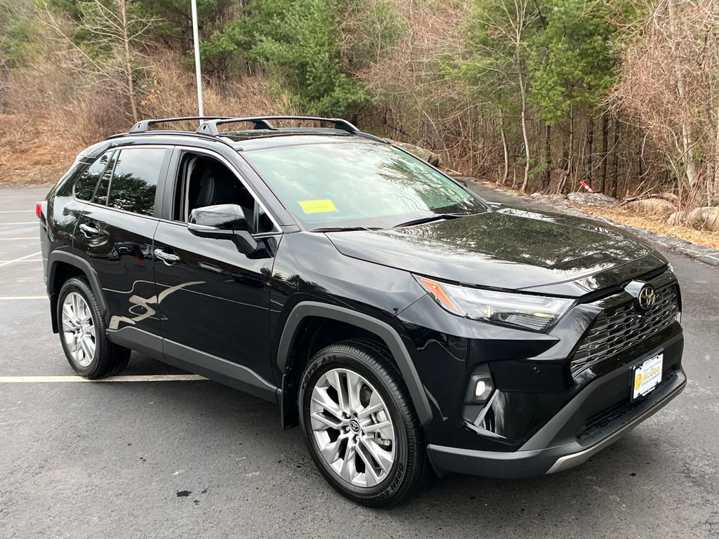 Used 2025 Toyota RAV4 Limited w/ Advanced Technology Package image 7