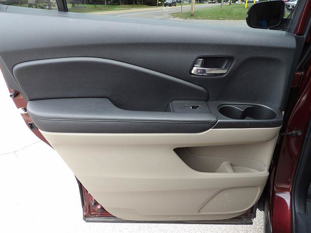 Used 2021 Honda Pilot EX image 29