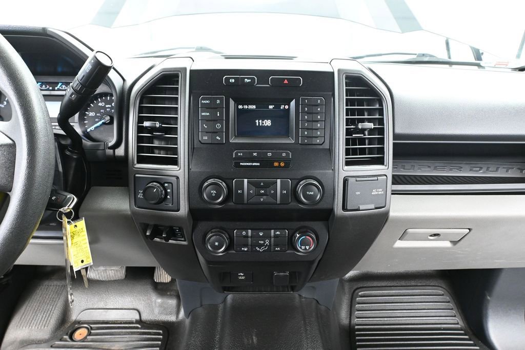 Used 2022 Ford F350 XL w/ Power Equipment Group AWD/4WD image 32