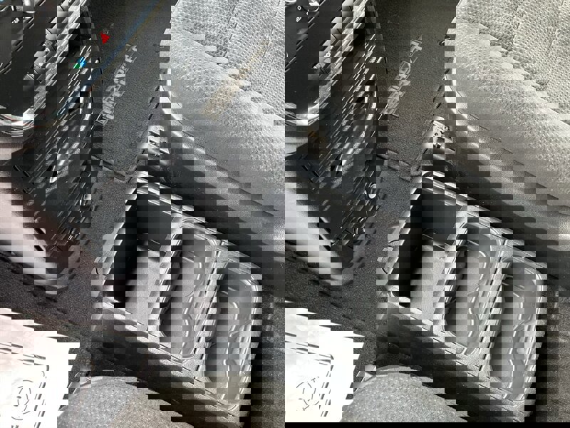 Used 2017 Dodge Grand Caravan SE image 35