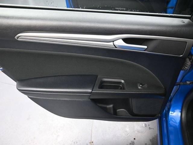 Used 2019 Ford Fusion SE image 24