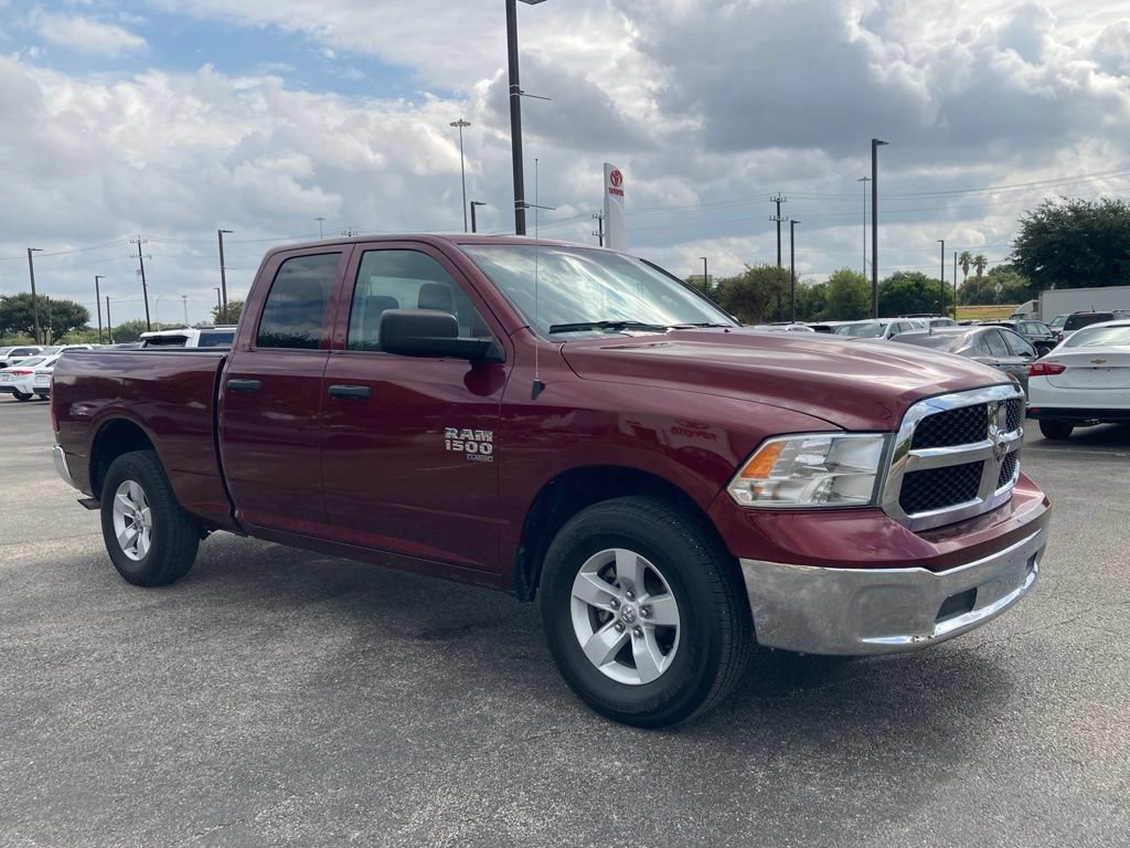 Used 2024 RAM 1500 Classic SLT AWD/4WD image 3