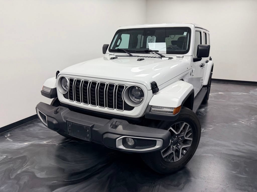 Used 2024 Jeep Wrangler Unlimited Sahara AWD/4WD image 18