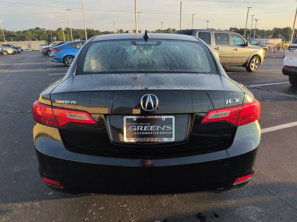 Used 2013 Acura ILX w/ Premium Package FWD image 5