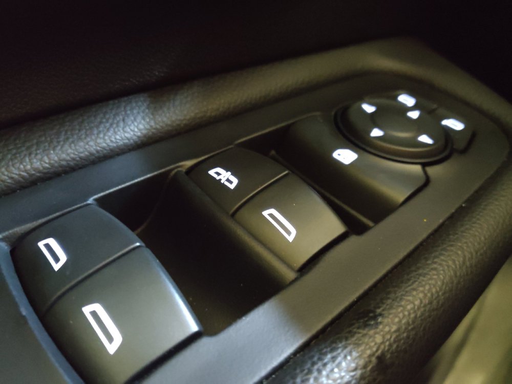 Used 2023 GMC Terrain SLT AWD/4WD image 27