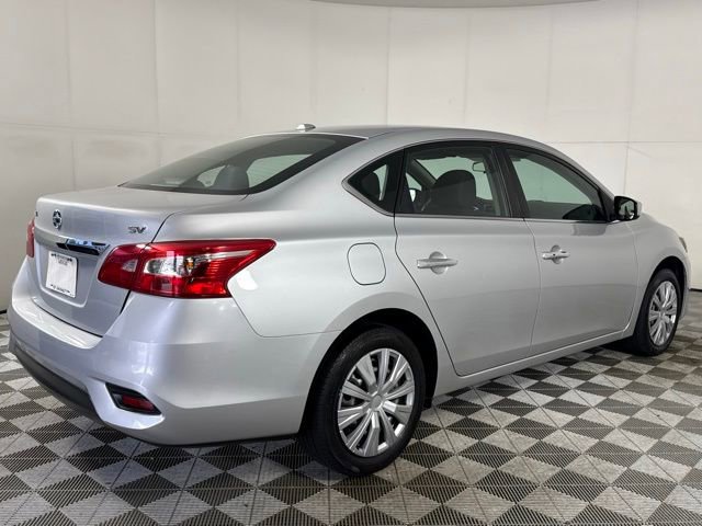 Used 2017 Nissan Sentra SV image 3