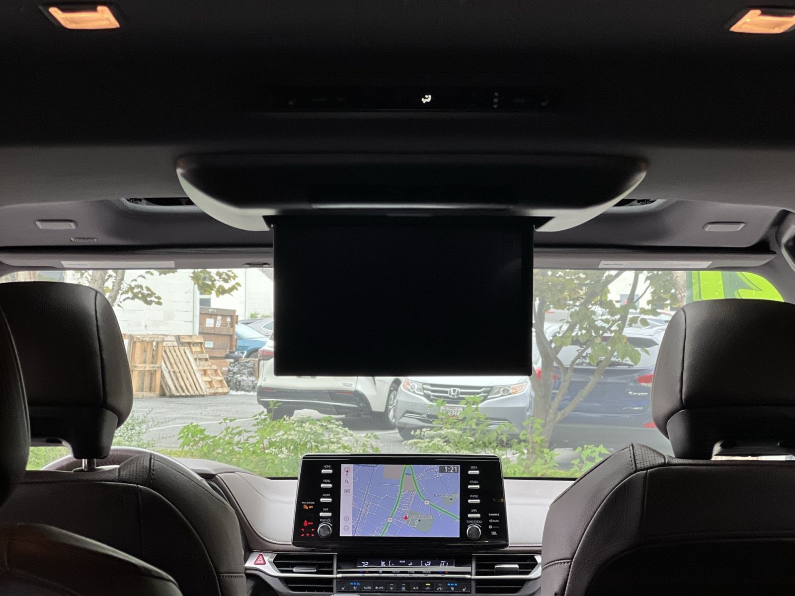 Used 2021 Toyota Sienna Platinum AWD/4WD image 39