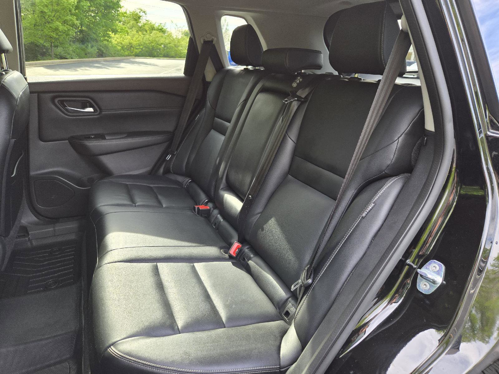 Used 2022 Nissan Rogue SL FWD image 28