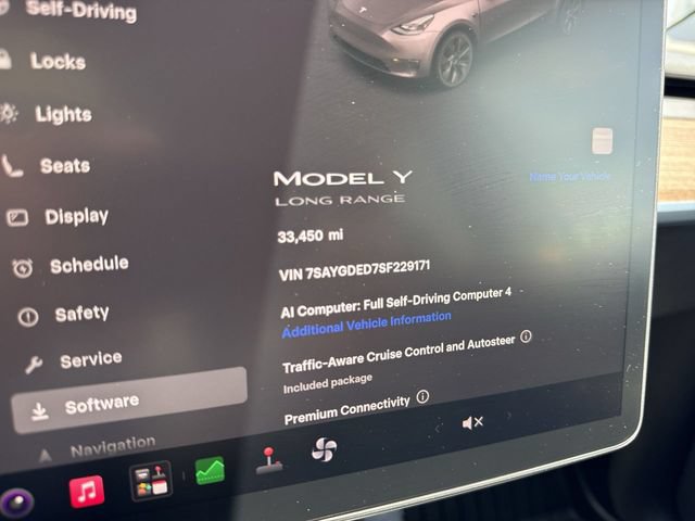 Used 2025 Tesla Model Y Long Range RWD image 15