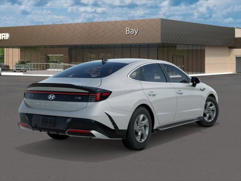 New 2026 Hyundai Sonata SE FWD image 4
