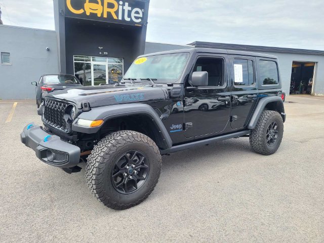 Used 2024 Jeep Wrangler Unlimited AWD/4WD image 2