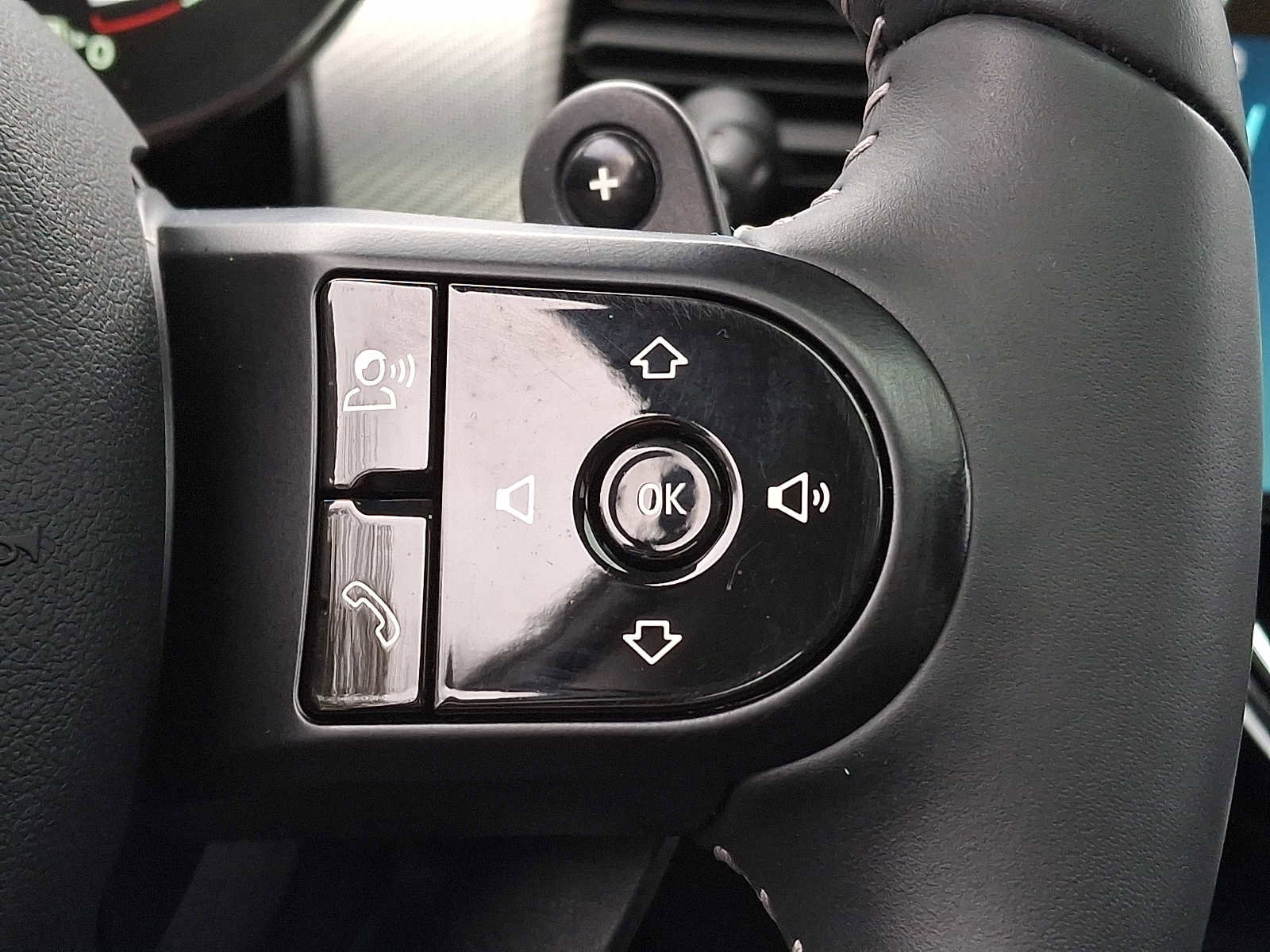 Certified 2024 MINI Cooper S FWD image 19