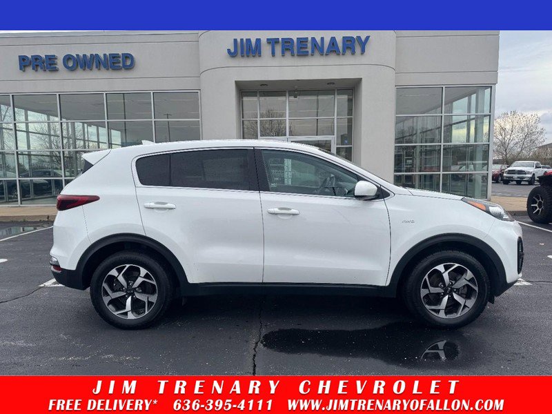 Used 2020 Kia Sportage LX image 1