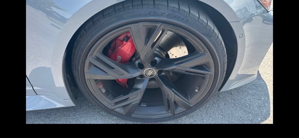 Used 2022 Audi RS 6 AWD/4WD image 11