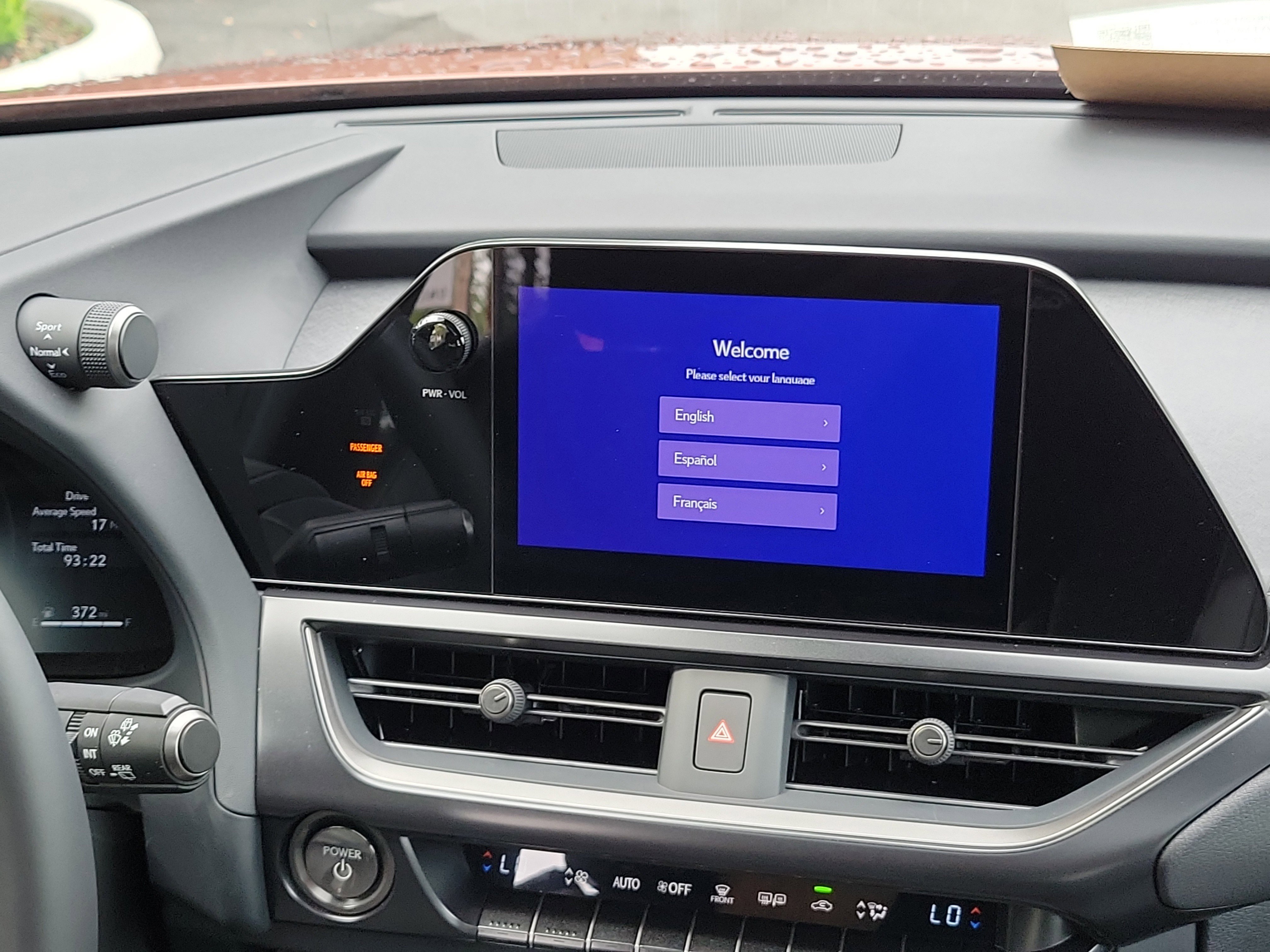 Used 2025 Lexus UX 300h FWD image 17
