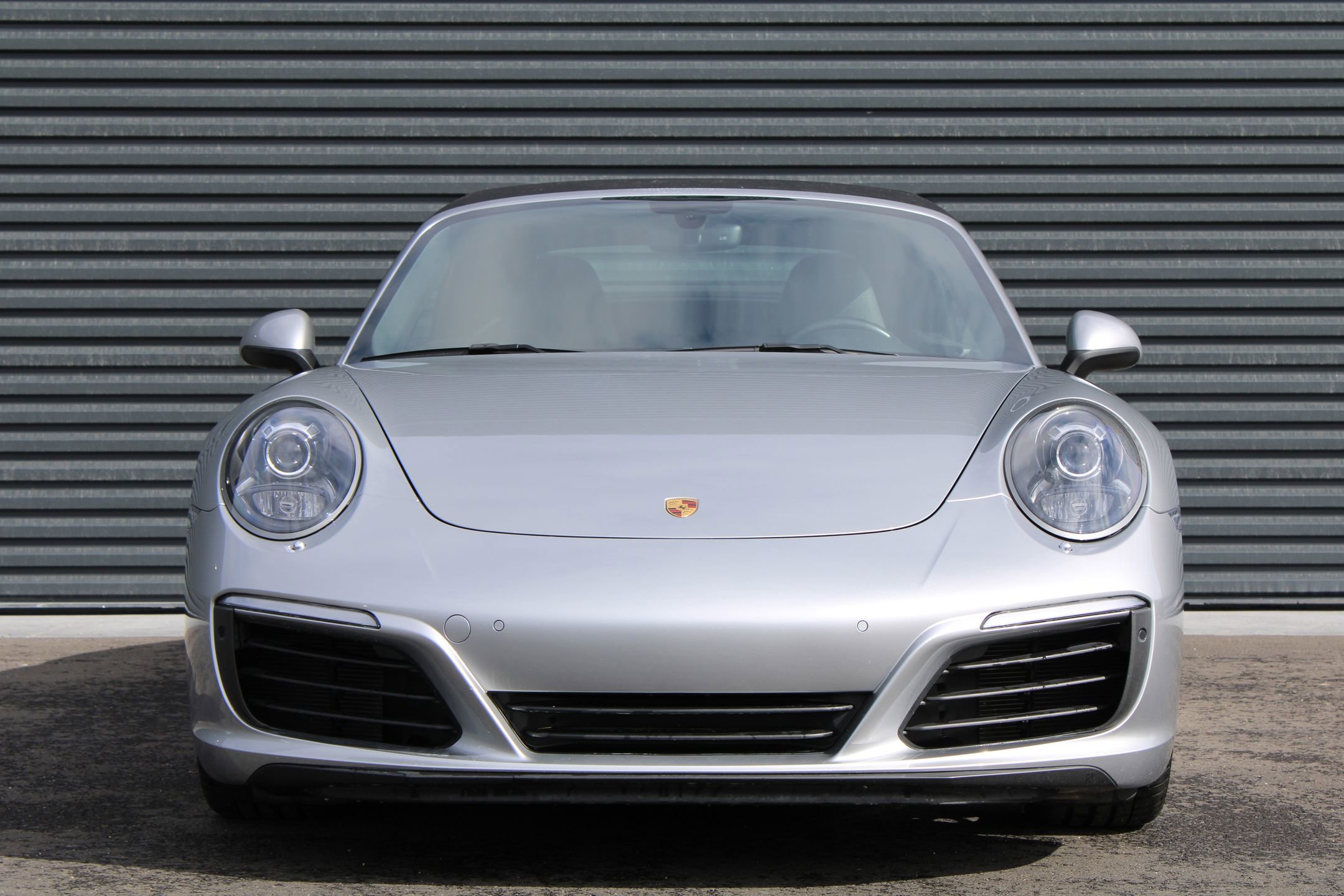 Used 2017 Porsche 911 Carrera image 6