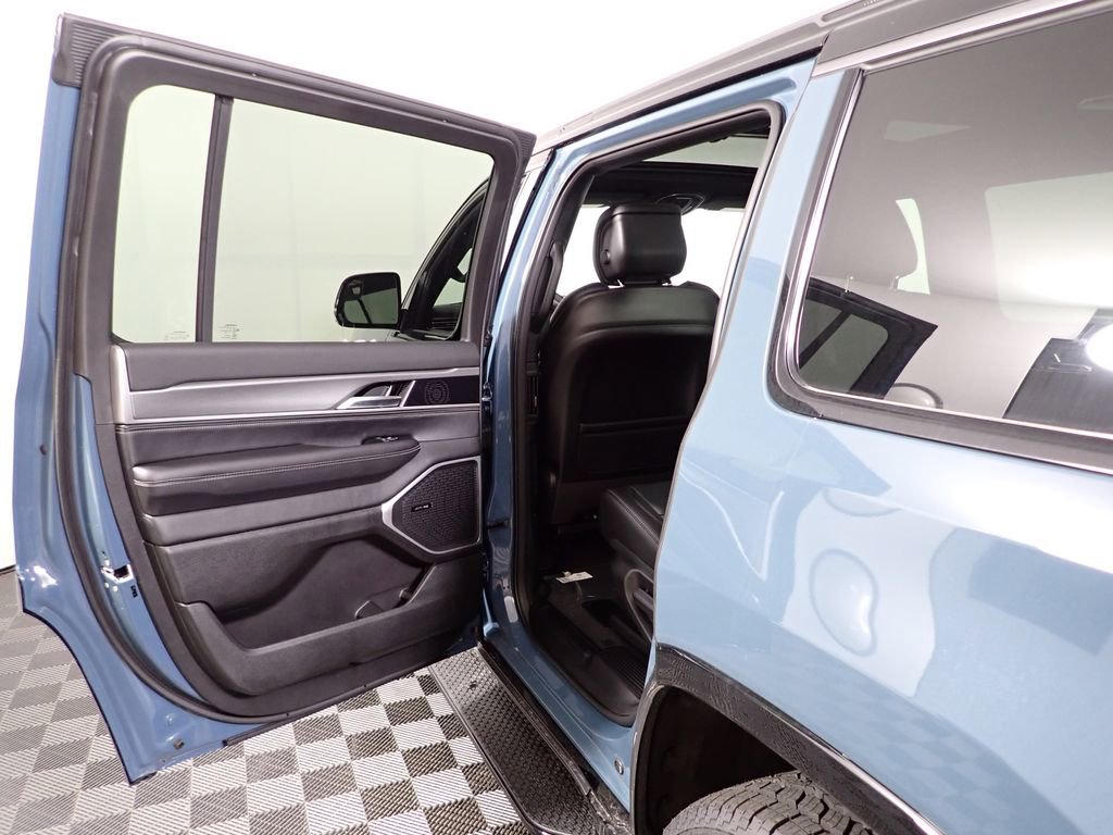 New 2026 Jeep Grand Wagoneer 4WD w/ Quick Order Packge 29V Upland image 37