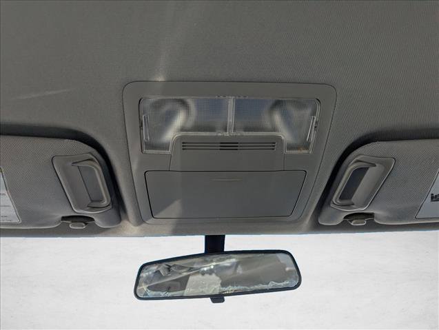 Used 2015 Toyota Camry SE image 17