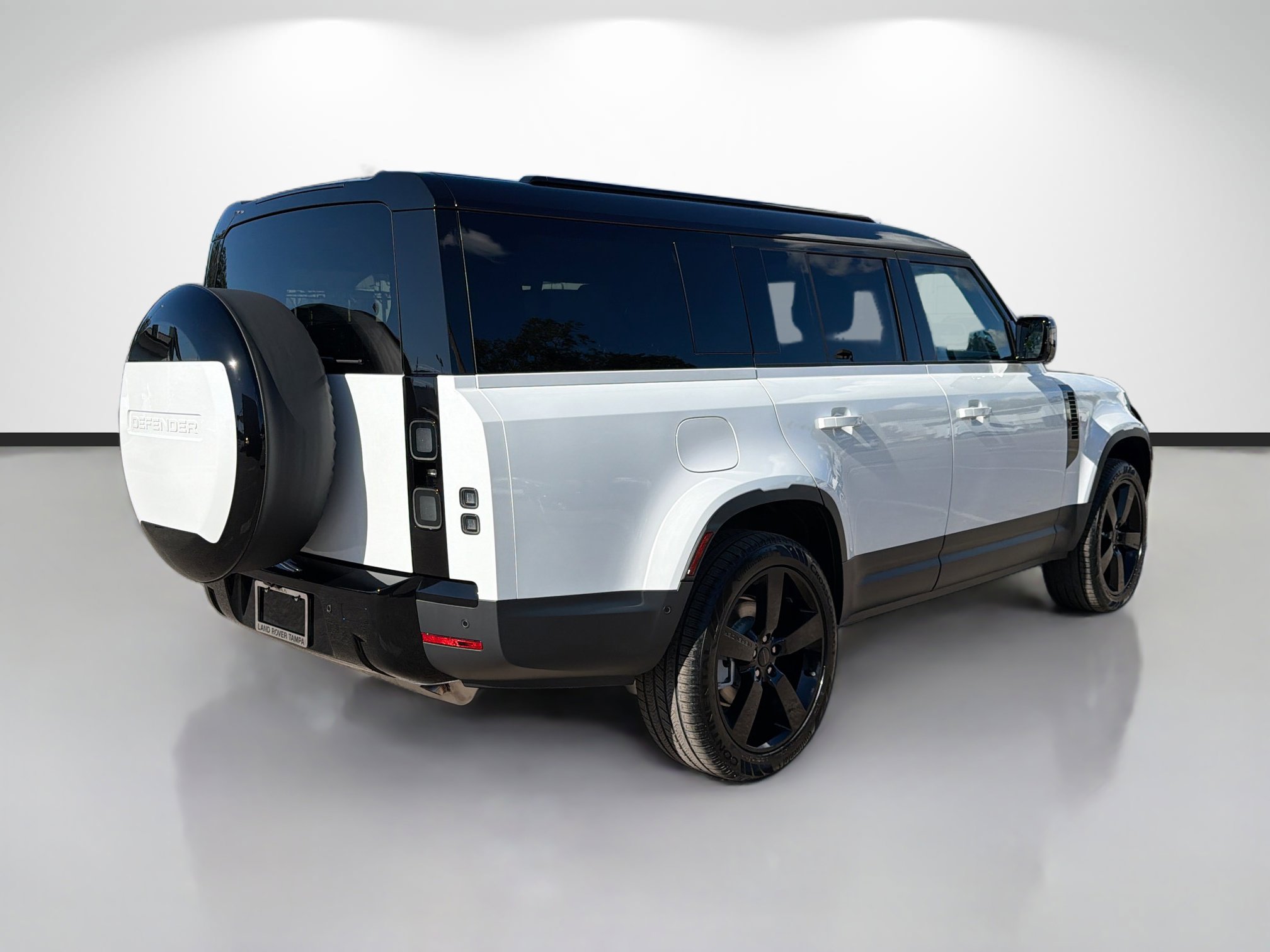 New 2026 Land Rover Defender 130 S image 5