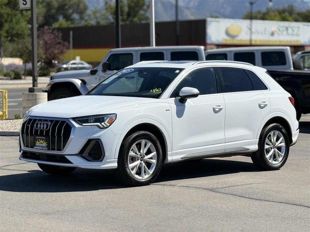 Used 2025 Audi Q3 2.0T Premium AWD/4WD image 3