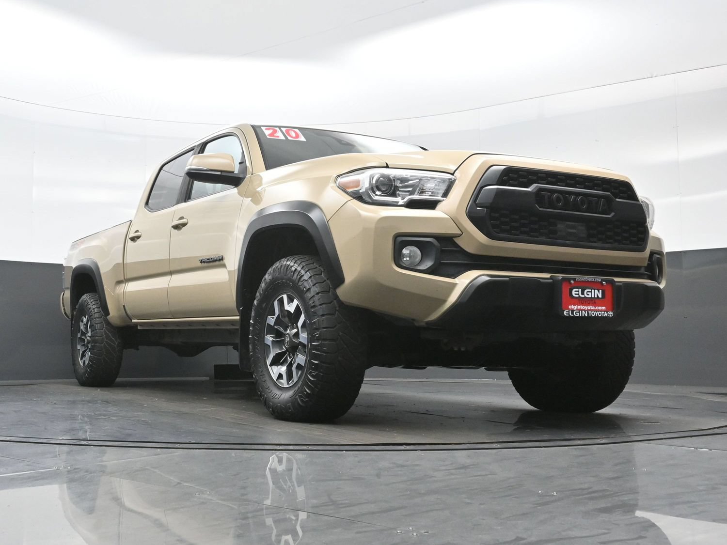 Used 2020 Toyota Tacoma TRD Off-Road w/ Technology Package AWD/4WD image 26