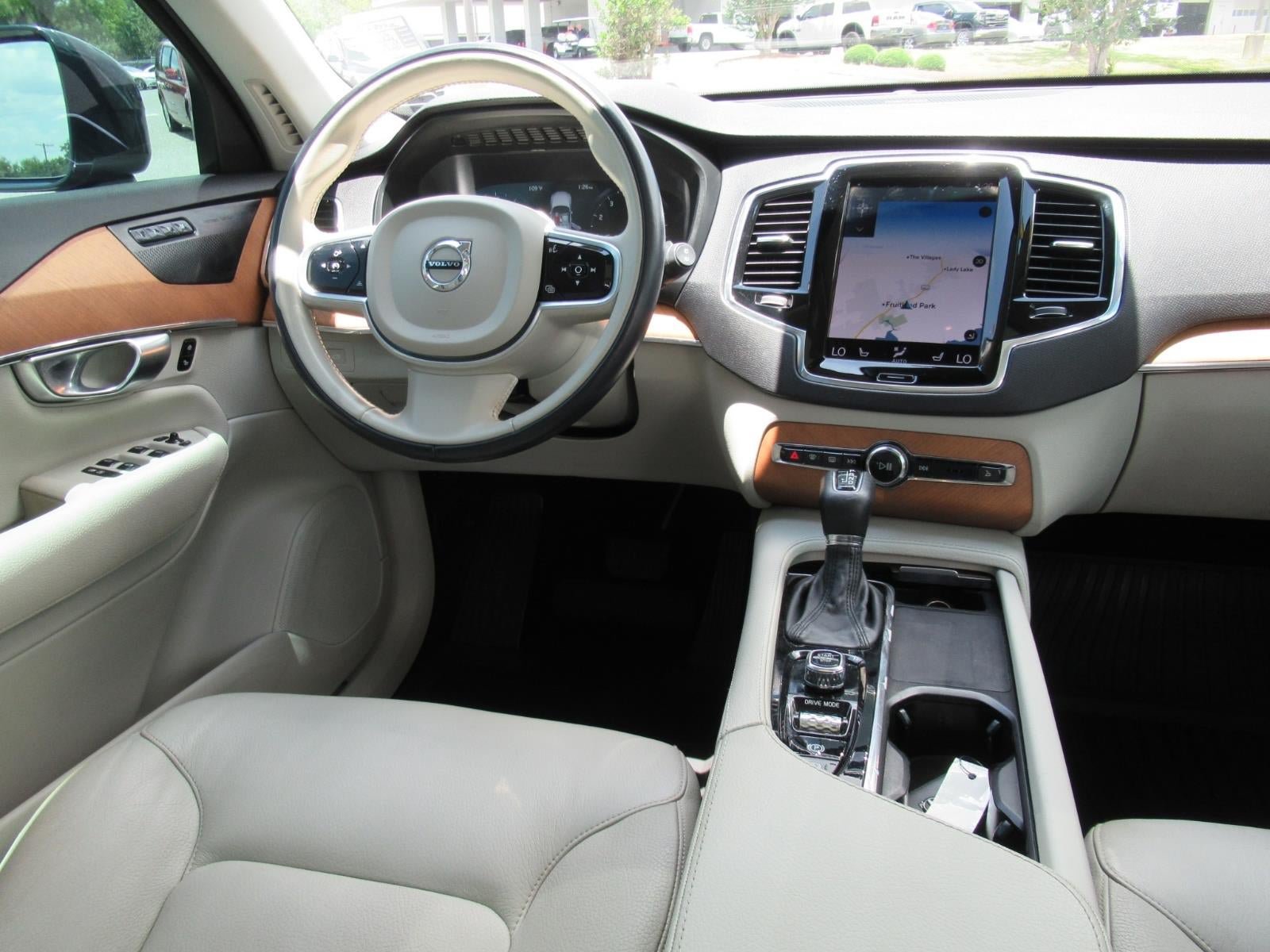 Used 2021 Volvo XC90 T6 Momentum w/ Advanced Package AWD/4WD image 13
