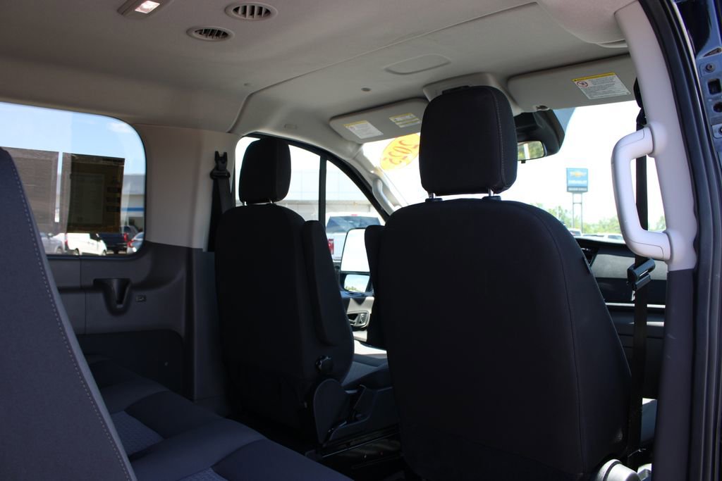 Used 2025 Ford Transit 350 XLT RWD image 29