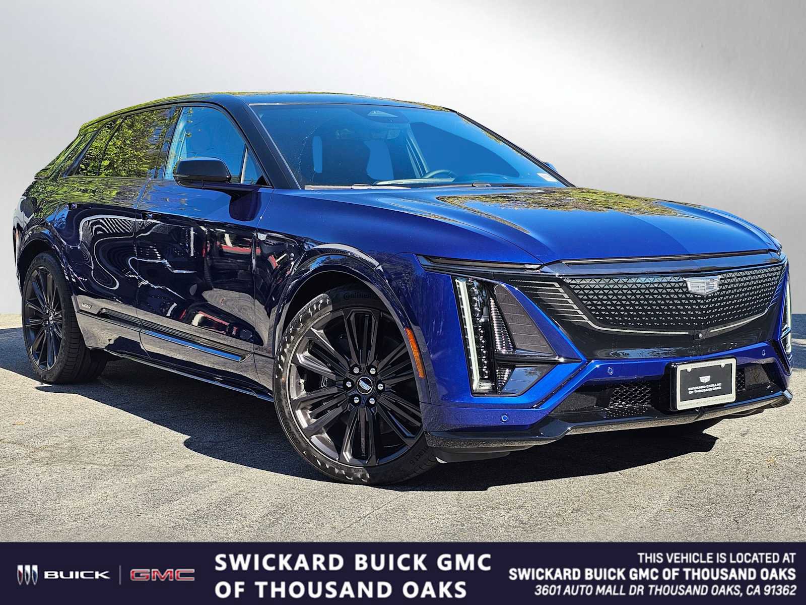 New 2026 Cadillac Lyriq V AWD/4WD image 1