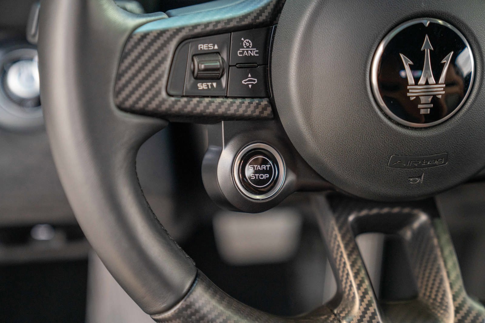 Used 2022 Maserati MC20 Coupe image 27