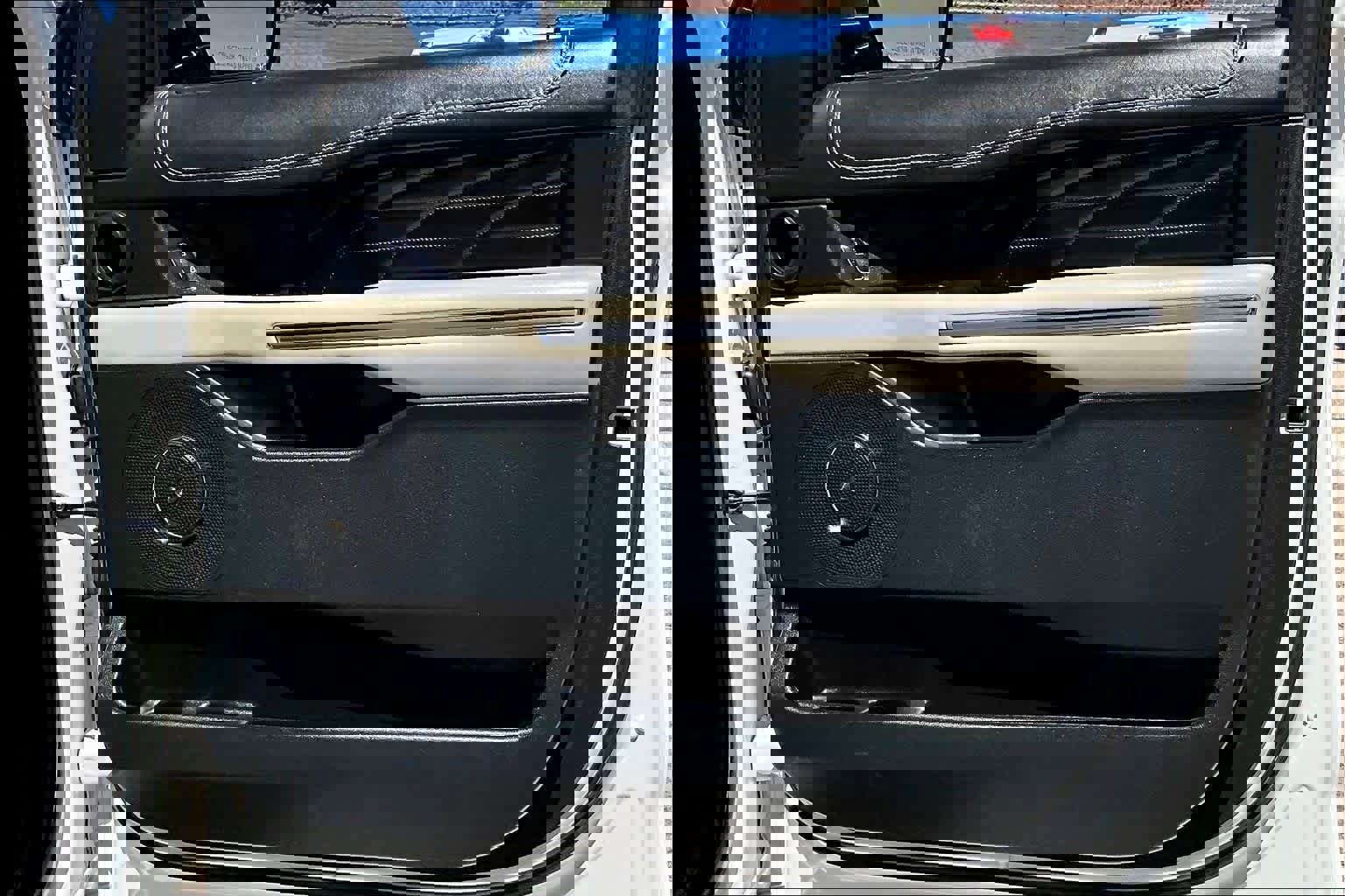 Certified 2020 Ford Expedition Max Platinum image 22