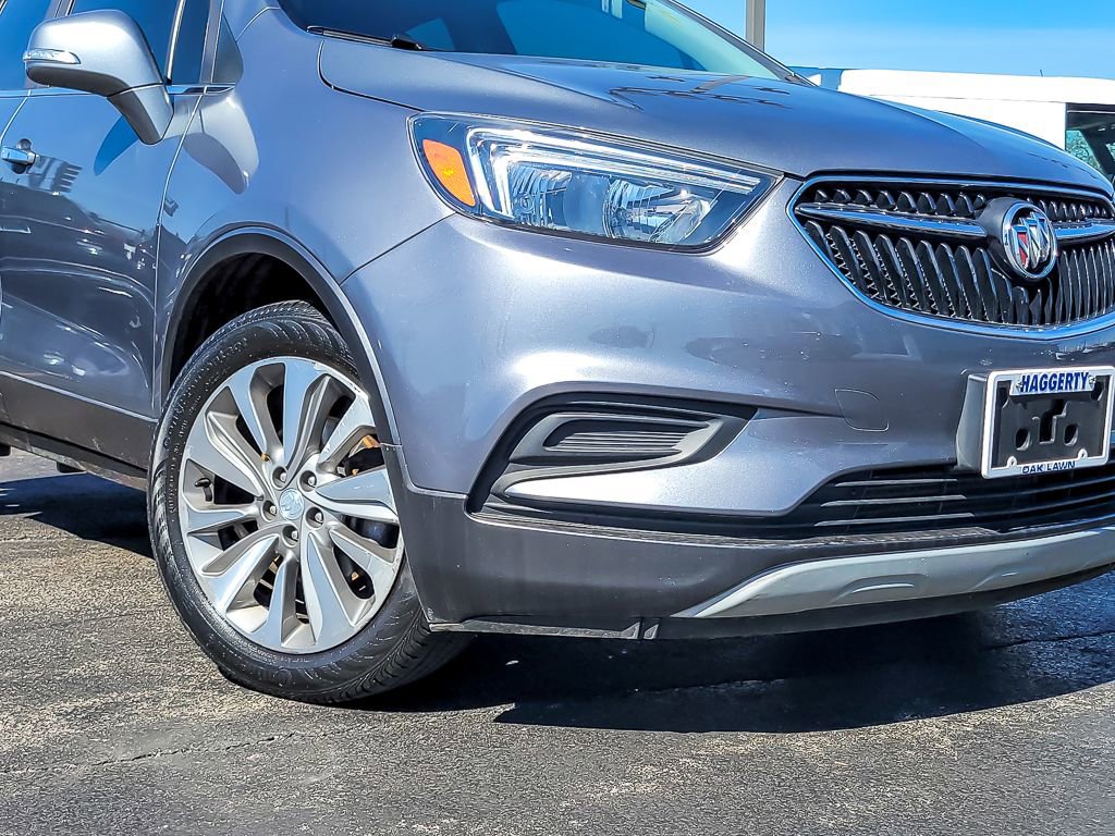 Certified 2019 Buick Encore Preferred image 2