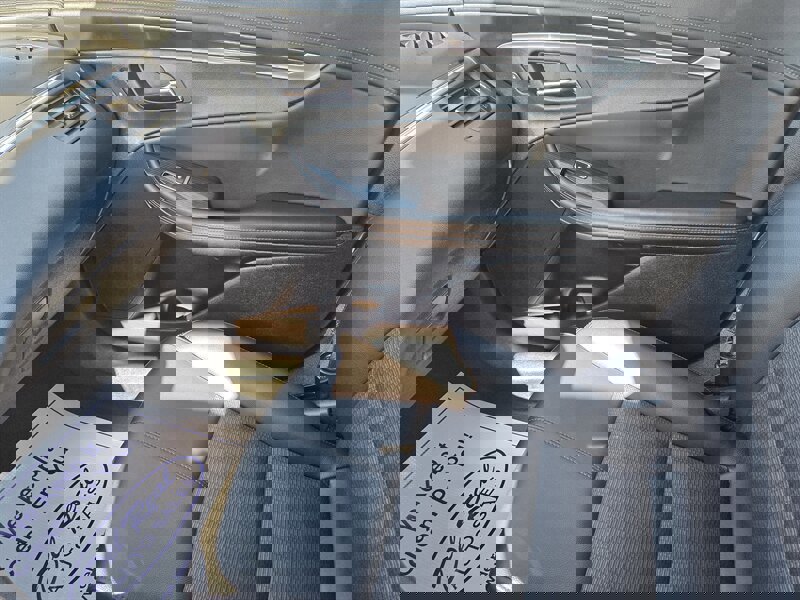 Used 2018 Chevrolet Impala LT image 23