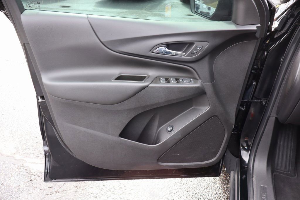 Used 2022 Chevrolet Equinox LT image 25