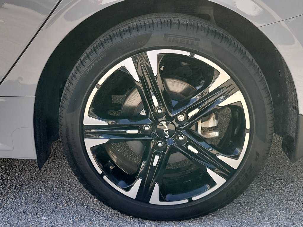 Used 2023 Kia K5 GT-Line w/ GT-Line Premium Package FWD image 10