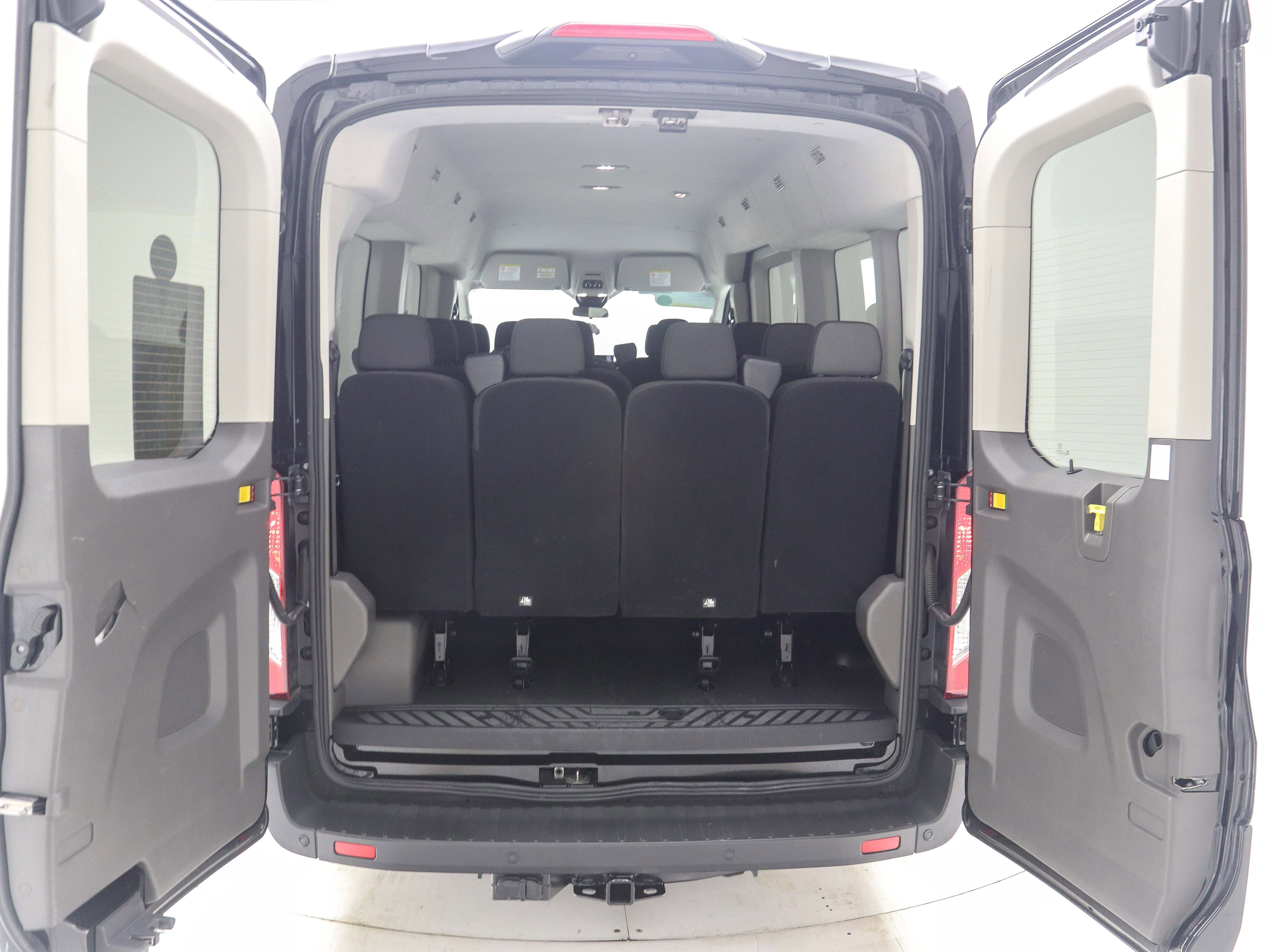 Used 2024 Ford Transit 350 XLT RWD image 11