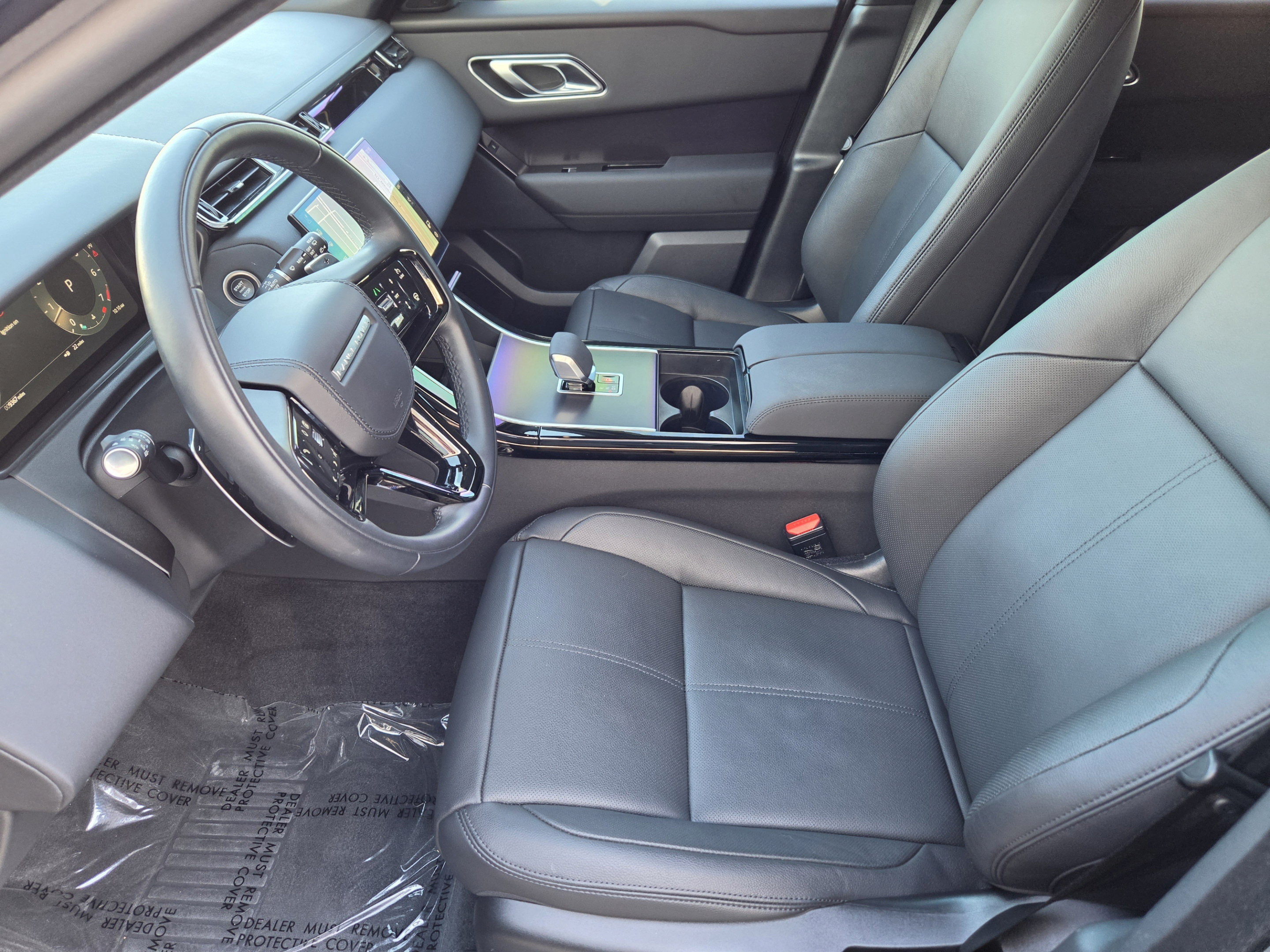 Certified 2026 Land Rover Range Rover Velar Dynamic SE AWD/4WD image 8