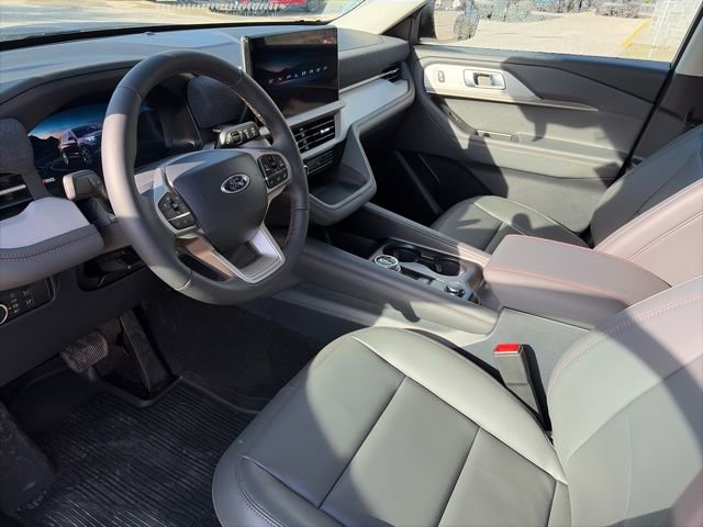 Used 2026 Ford Explorer Active w/ Active Comfort Package image 15