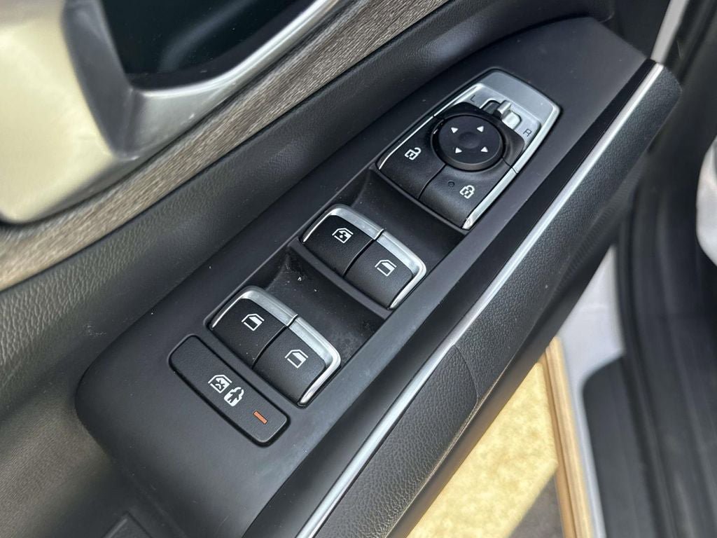 Certified 2023 Kia Sorento S w/ Panoramic Sunroof Package AWD/4WD image 11