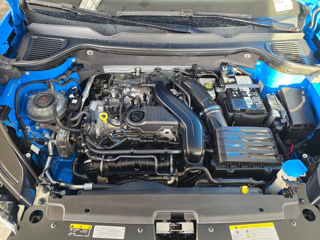 Used 2024 Volkswagen Taos SE image 10