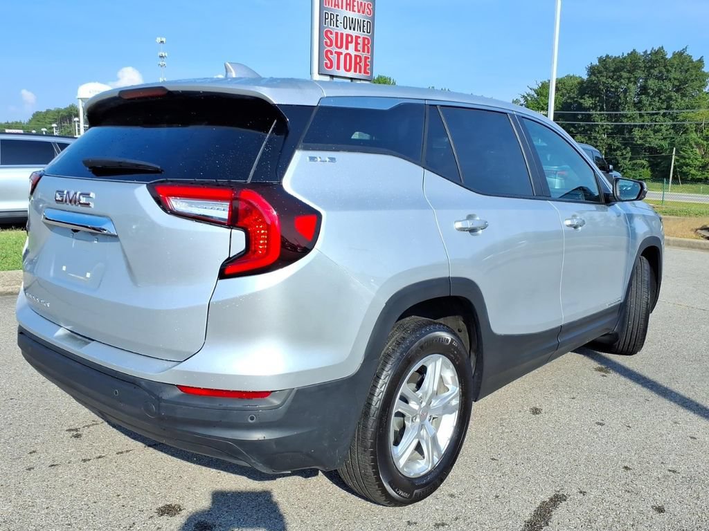 Used 2022 GMC Terrain SLE FWD image 14