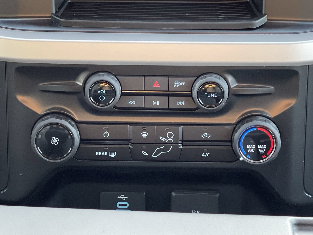New 2026 Ford F450 XL w/ XL Chrome Package RWD image 12